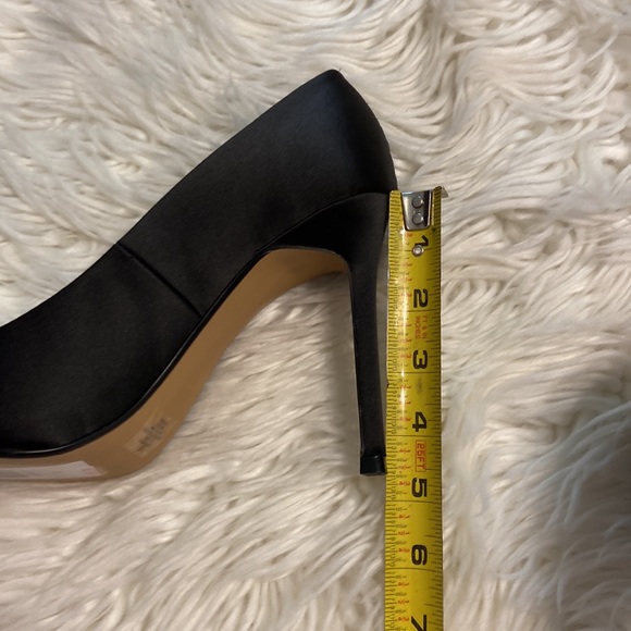 Very elegant Express high heel shoes size 10 brand new color black with silver - Picture 8 of 16